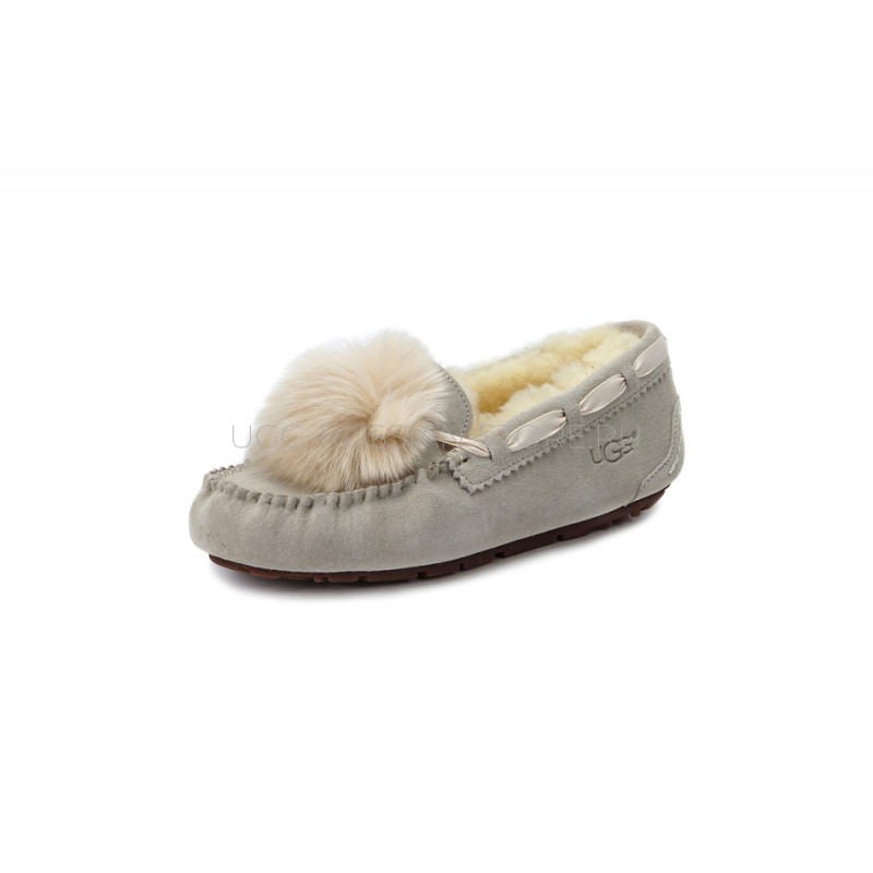 UGG Dakota Sand Pom Pom 22