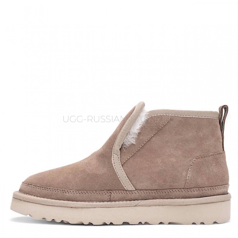 UGG Neumel Minimal Sand 22