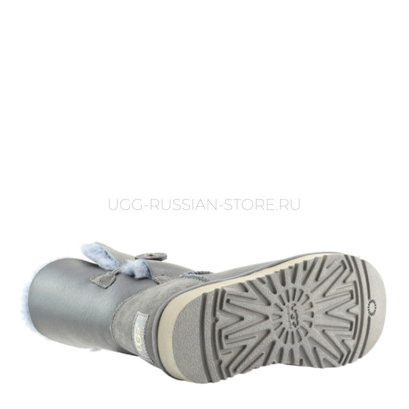 UGG Bailey Button Metallic Grey 22