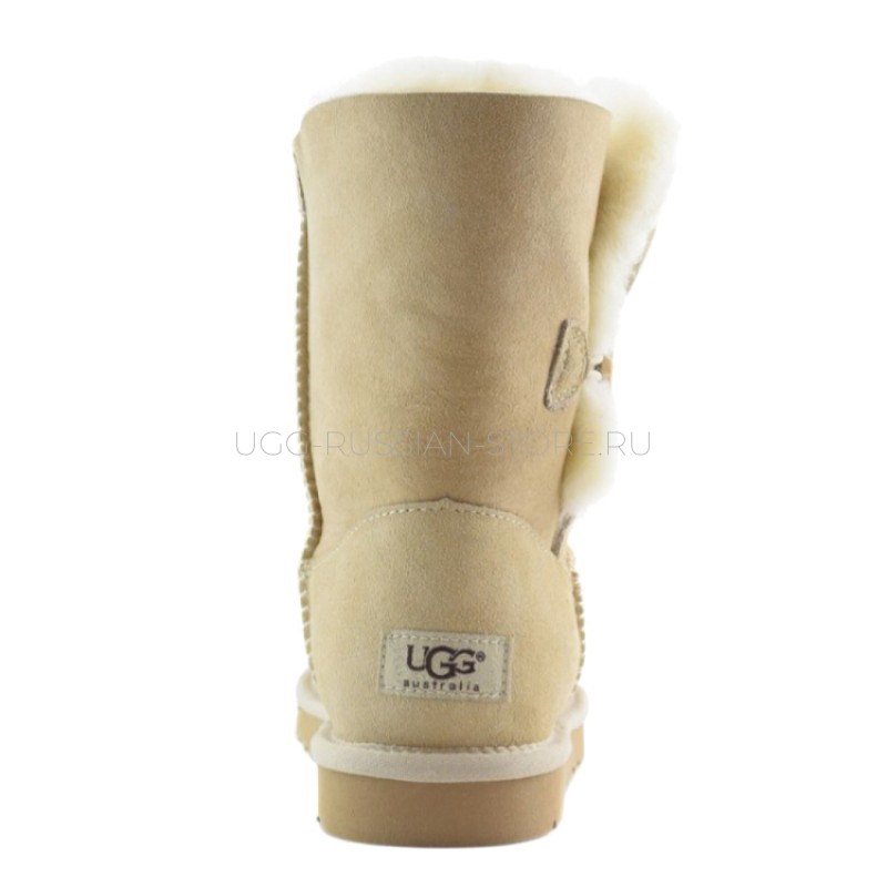 UGG Bailey Button Sand 22