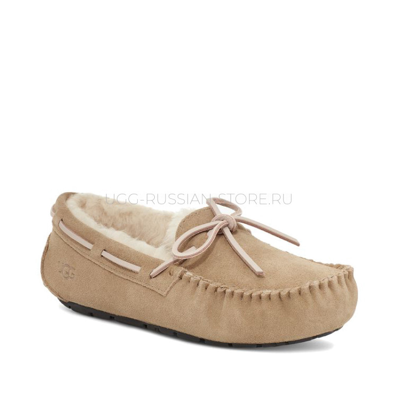 UGG Dakota Sand 22