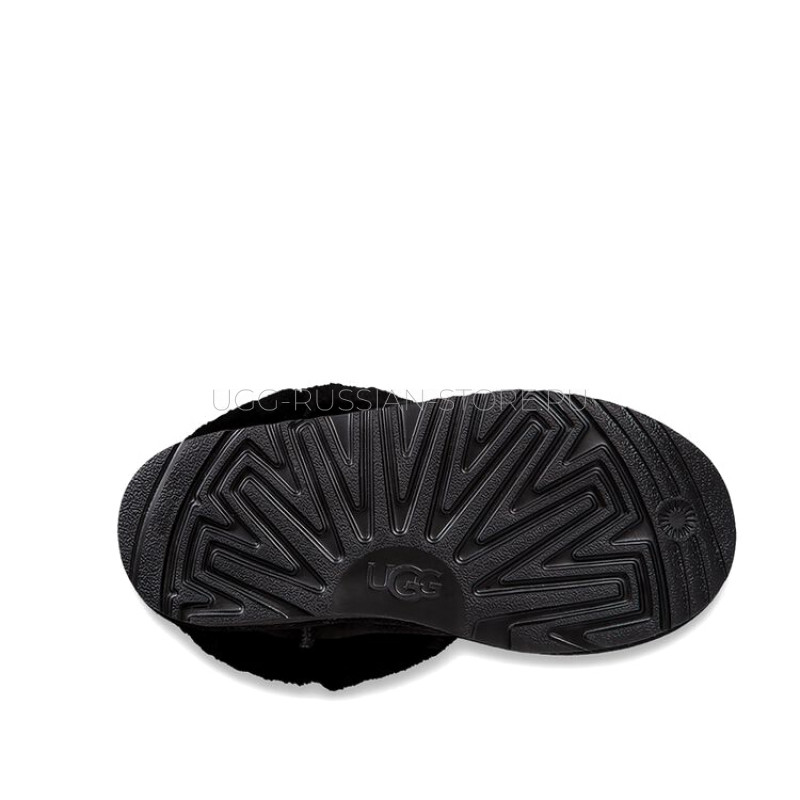 UGG KIDS Classic Short Black 22