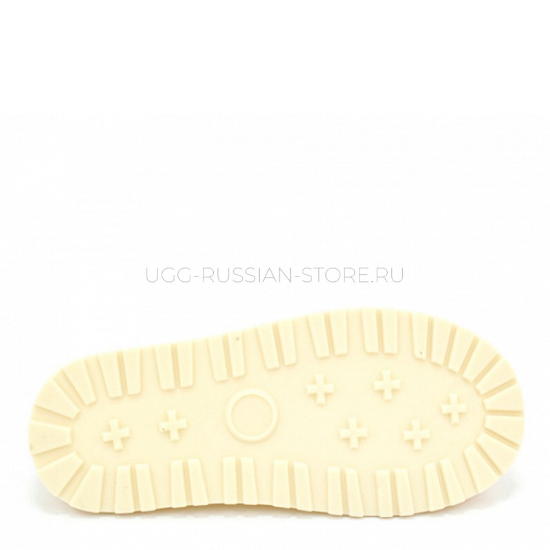 UGG Women’s Boot Guard Sand 22