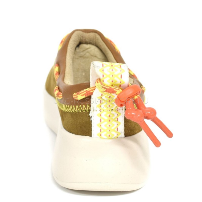 UGG Classic Boom Slip-On Chestnut 22