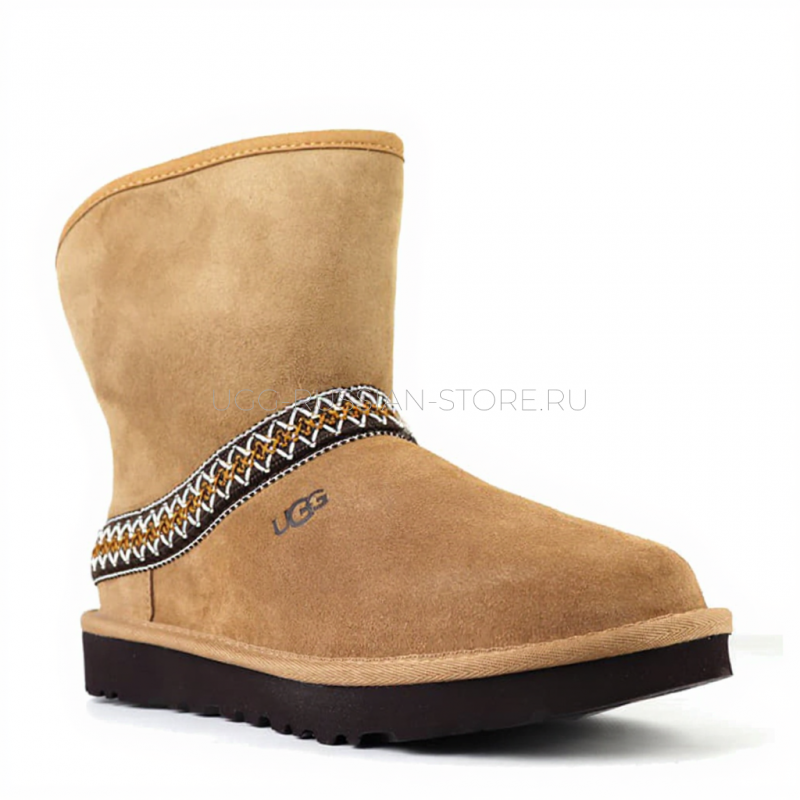 UGG Classic Short Crescent Chestnut 22