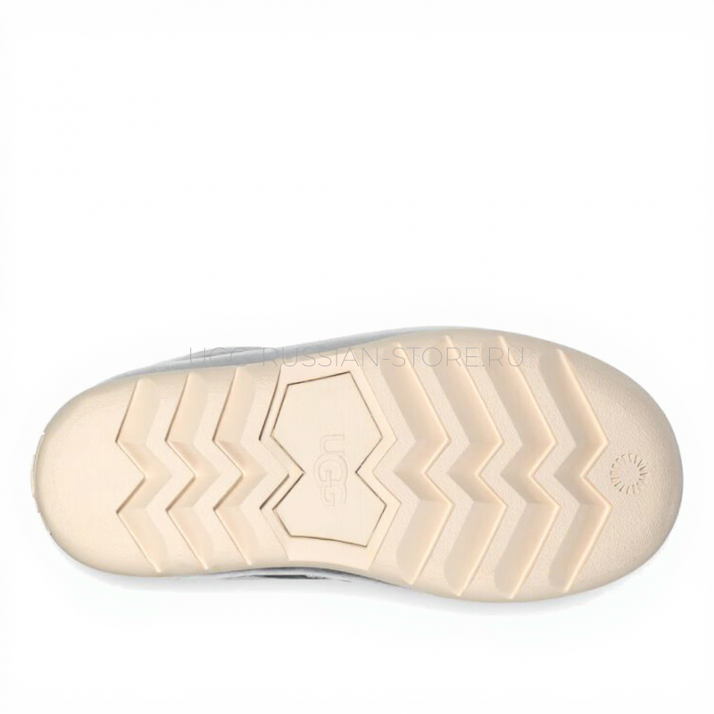 UGG Classic Maxi Metallic Silver  Mini 22