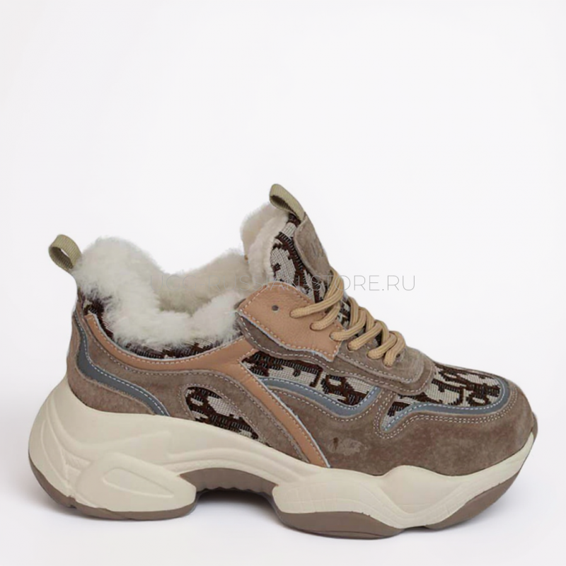 UGG Dior StocktonII Camel 11